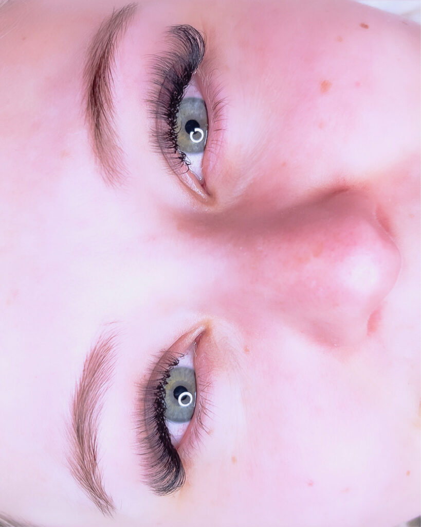 Jinis Beauty Nagelstudio und Wimpernstudio Bietigheim-Bissingen